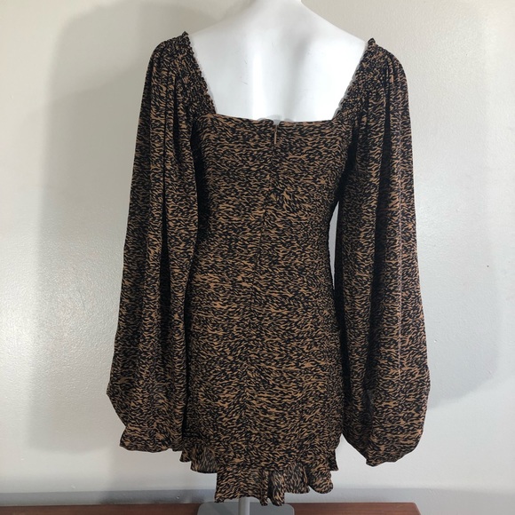 Ted Baker Wyatte Animal Print V-Neck Balloon Sleeve Ruched Bodycon Mini … - Picture 6 of 11